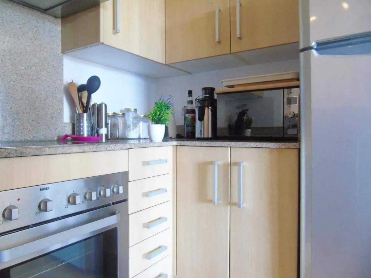 Bel Appartement Avec Attico Proche Commerces 로지즈 0*,  스페인